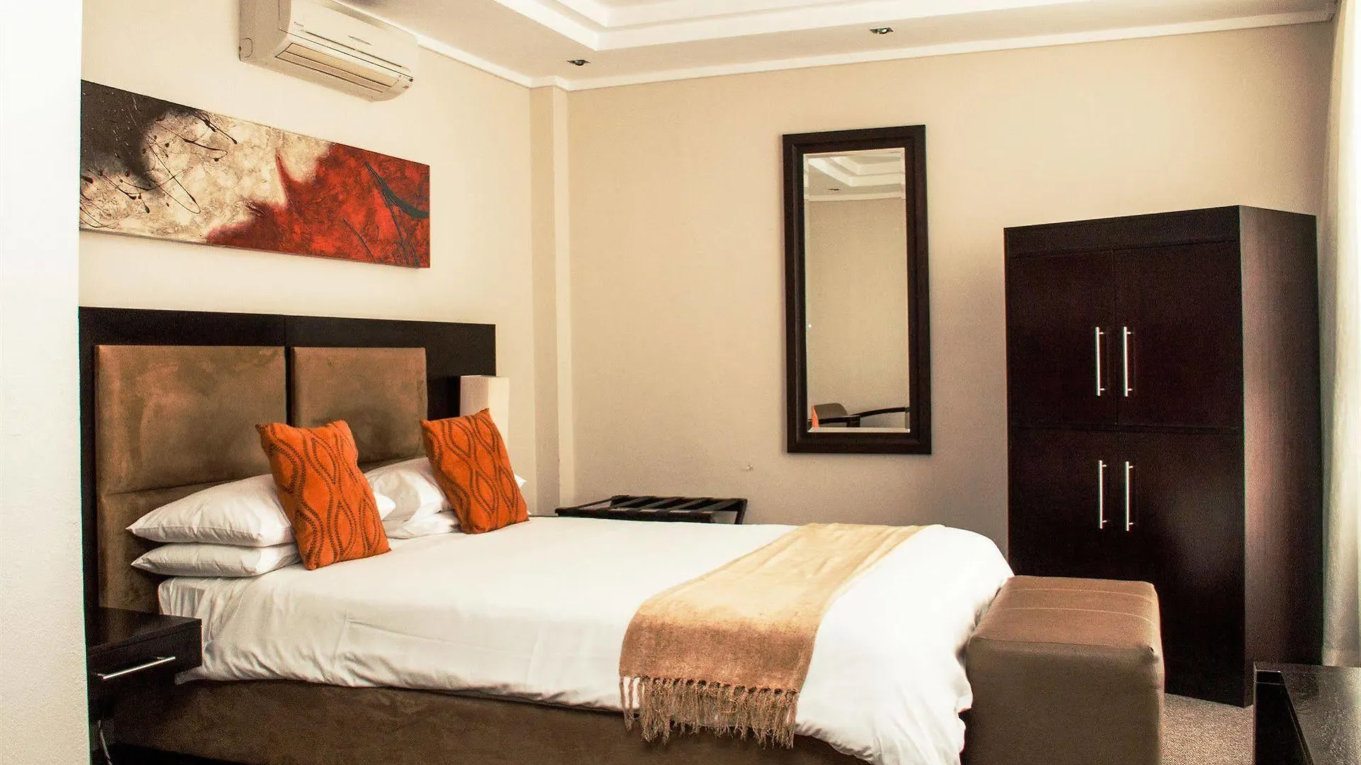 Urban Chic Boutique Hotel & Cafe Cape Town