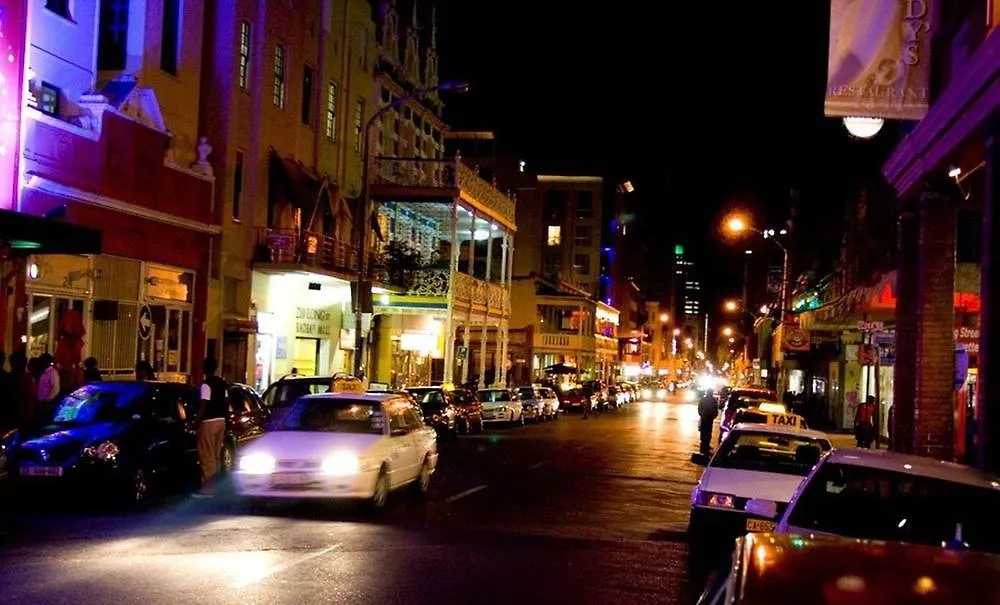 Urban Chic Boutique Hotel & Cafe Cape Town