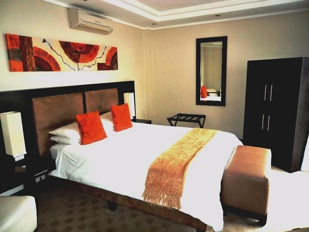 Urban Chic Boutique Hotel & Cafe Cape Town