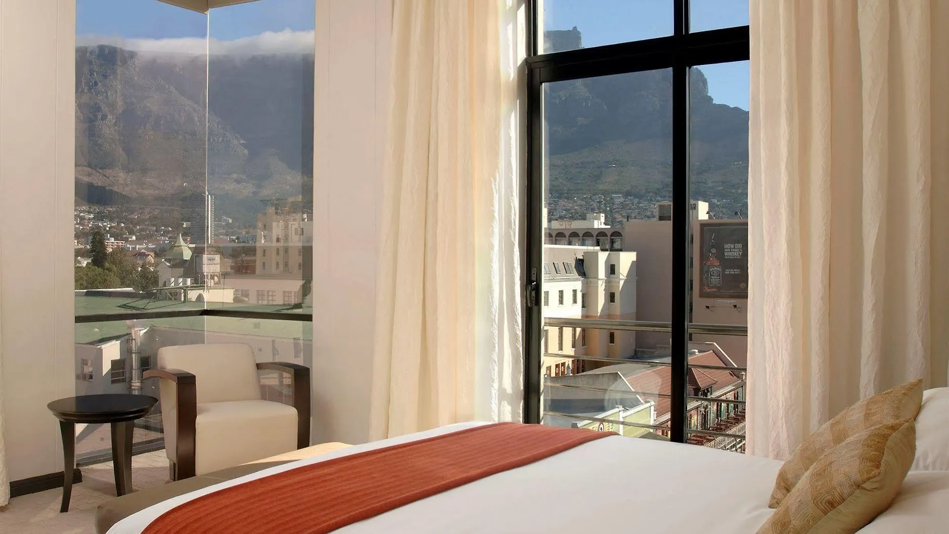 Urban Chic Boutique Hotel & Cafe Cape Town 4*,  South Africa